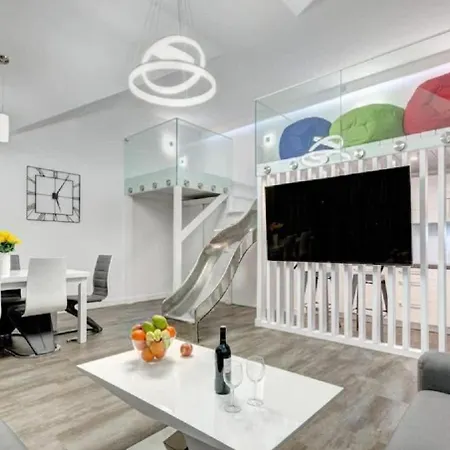 Apartament Dom & House Szafarnia Modern In Old Town *