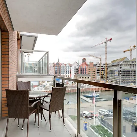 Dom & House Szafarnia Modern In Old Town Apartment *