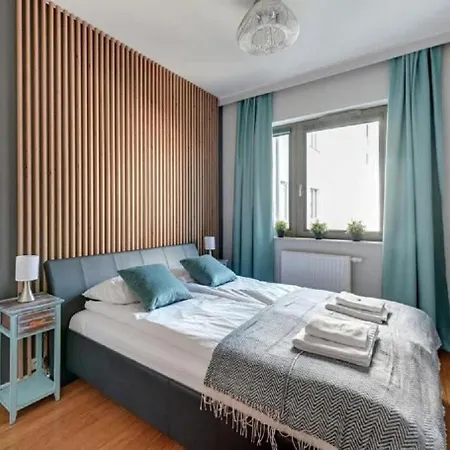 Apartment Dom & House Szafarnia Modern In Old Town